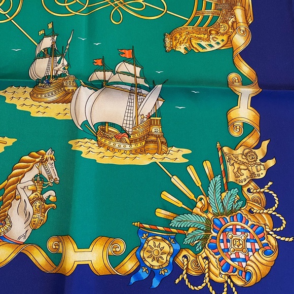 Gorgeous Hermes Silk Scarf 90 - Picture 4 of 7